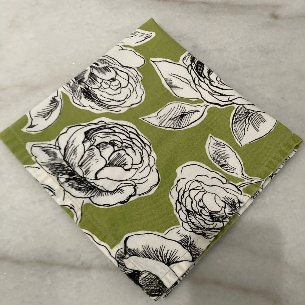 L Set of 9 Floral Table Napkins